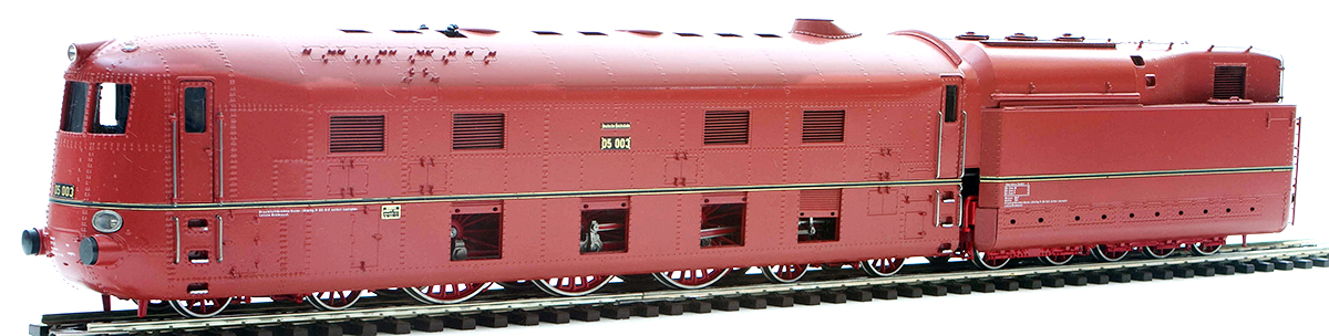 Micro Metakit 97102H - German Steam Locomotive BR 05 003 of the 